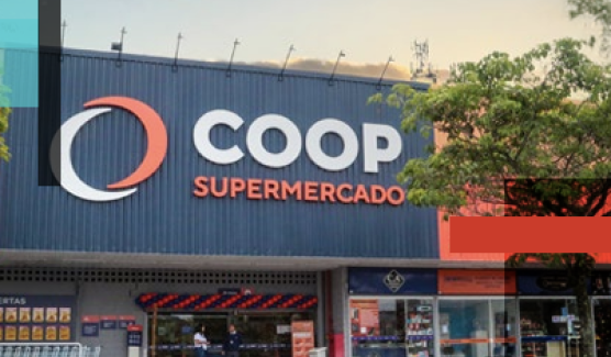 COOP Supermercado store front